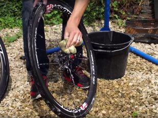 RACE-DAY TIPS: HOW TO CONQUER YOUR FIRST SPORTIVE